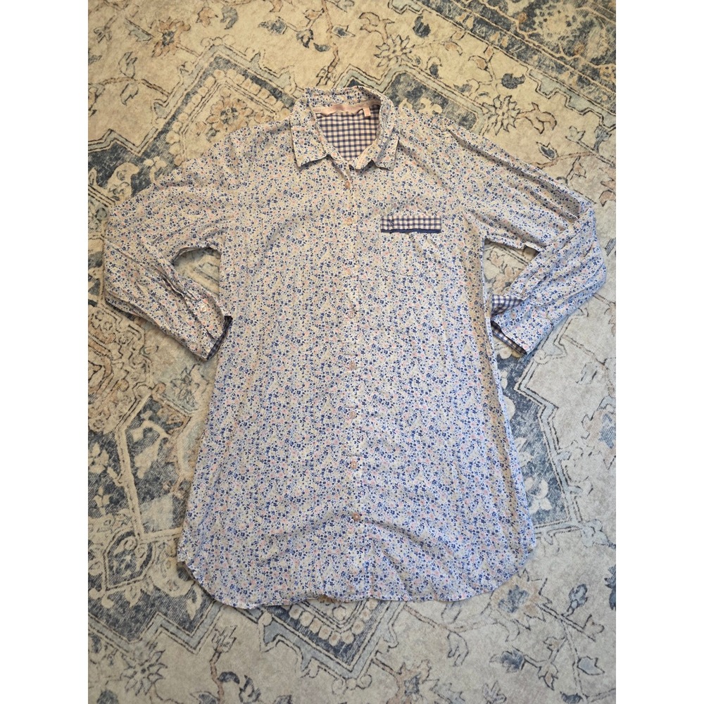 NWOT Victoria's Secret Women's Small Long Sleeve Floral Button-Down NIght gown